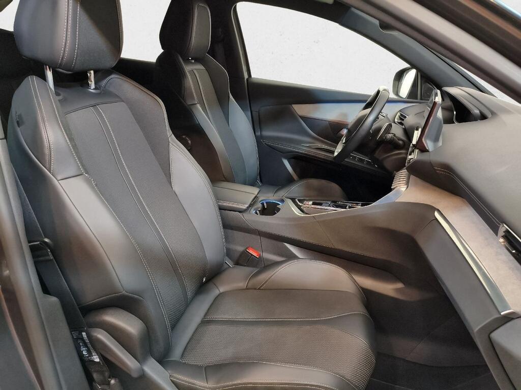 Peugeot 3008 1.5 BlueHDi 96kW S&S GT EAT8 7