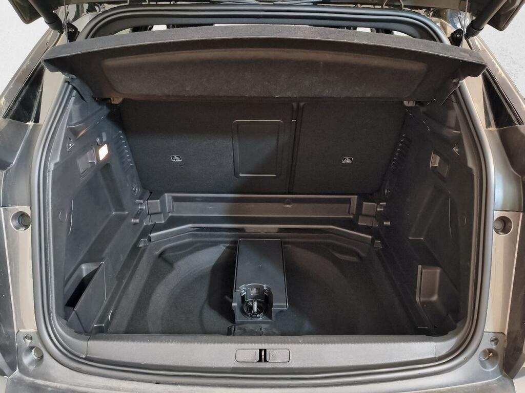 Peugeot 3008 1.5 BlueHDi 96kW S&S GT EAT8 26