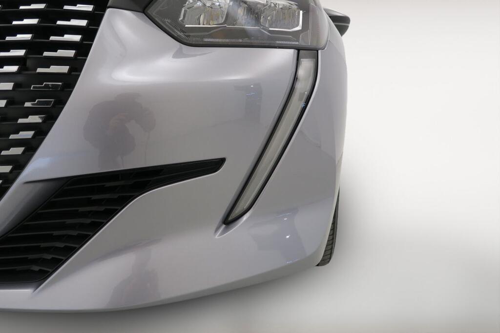 Peugeot 208 PureTech 73kW (100CV) EAT8 Allure Pack 22