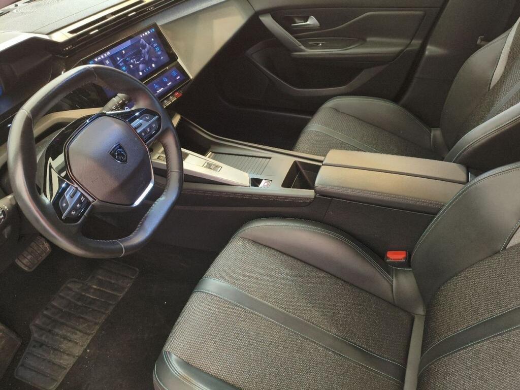 Peugeot 308 5P Allure Pack PureTech 130 S&S EAT8