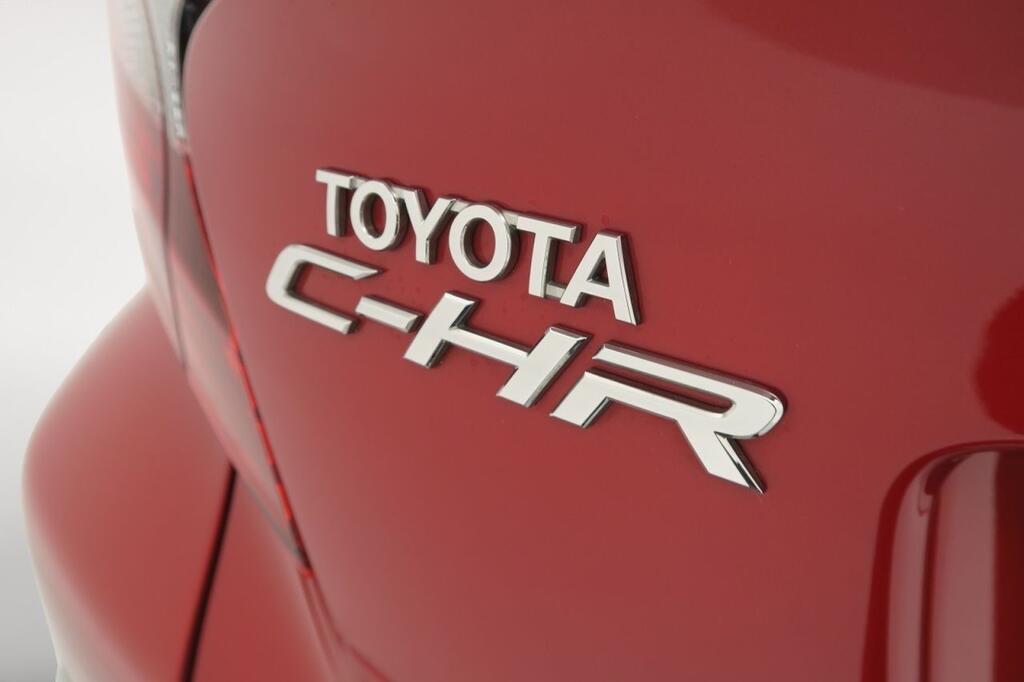 Toyota C-HR 2.0 180H Advance 22