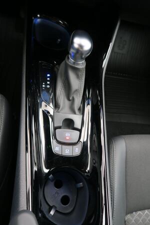 Toyota C-HR 2.0 180H Advance 15