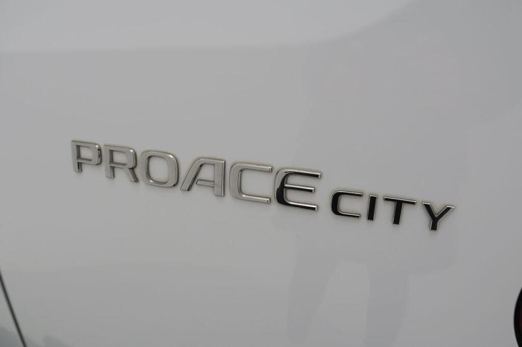 Toyota Proace City FG GX 1.5D 131 CV SWB 4P 15