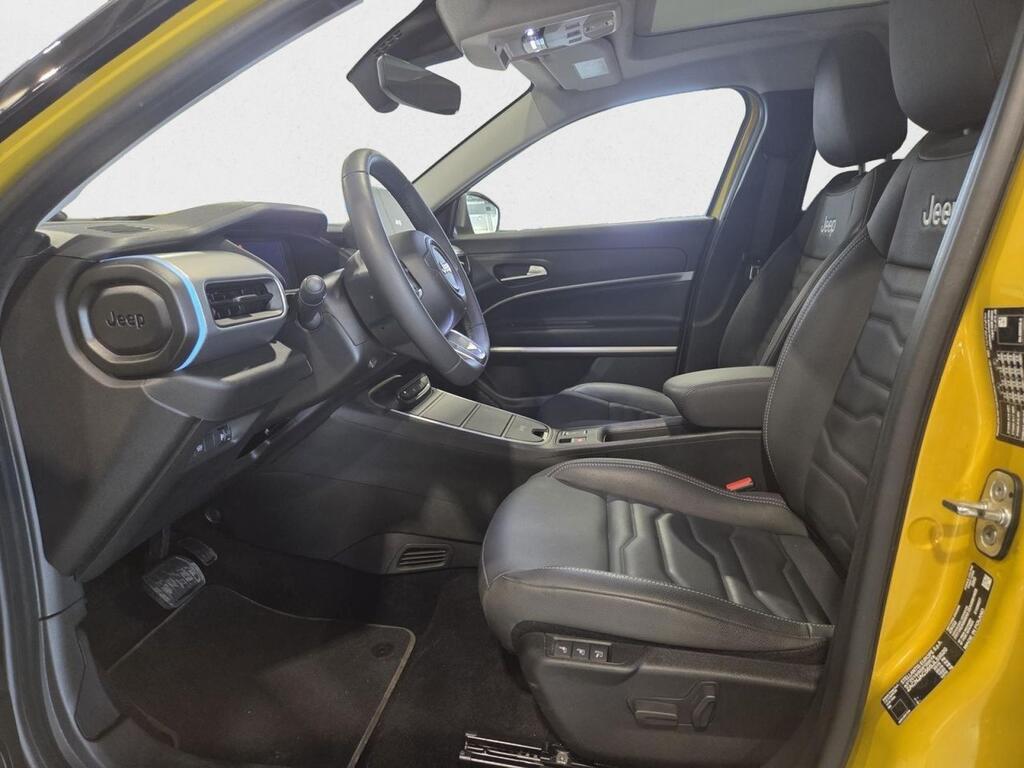 Jeep Avenger BEV 115kW (156CV) Summit 9