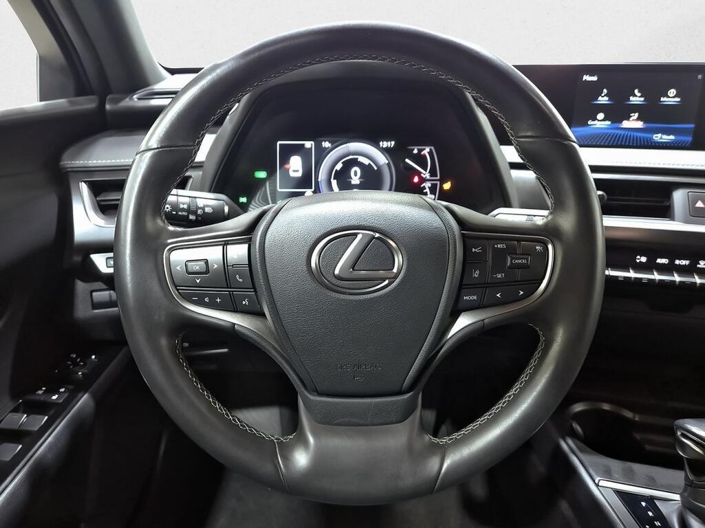 Lexus UX 2.0 250h Premium 21