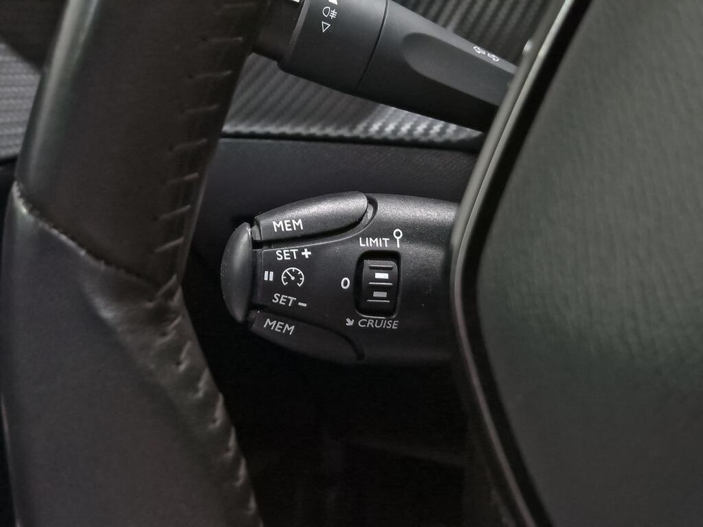 Peugeot 208 PureTech 73kW (100CV) Allure