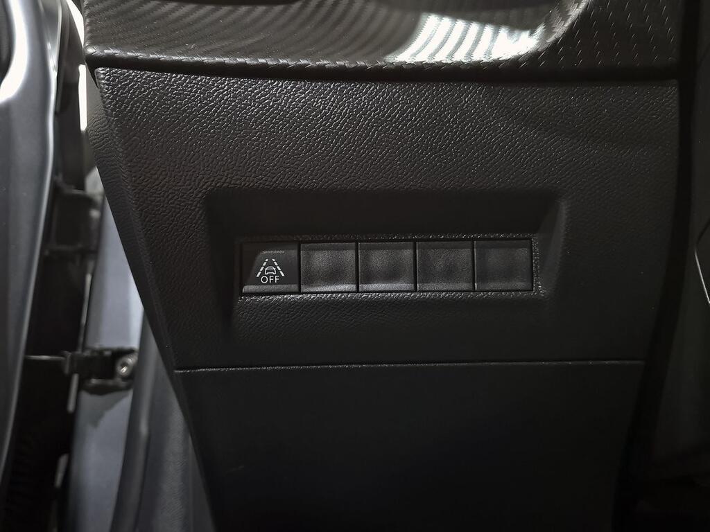 Peugeot 208 GT HYBRID 100 eDCS6 12