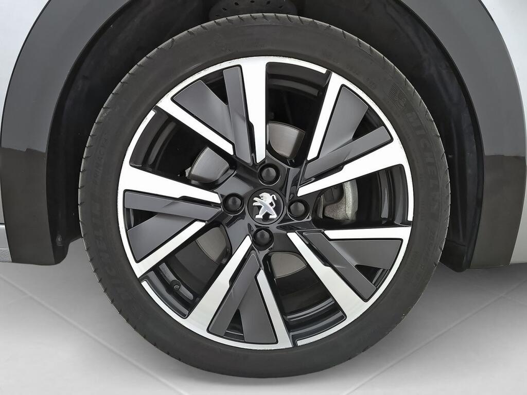 Peugeot 208 GT HYBRID 100 eDCS6 10