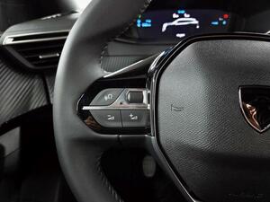 Peugeot 2008 Allure Turbo 100 S&S 6 Vel MAN 17