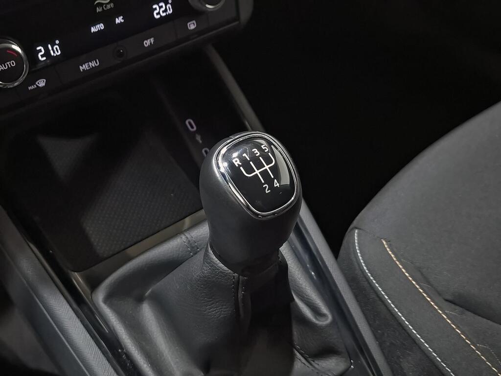 Skoda Kamiq 1.0 TSI 70kW (95CV) Emotion 26
