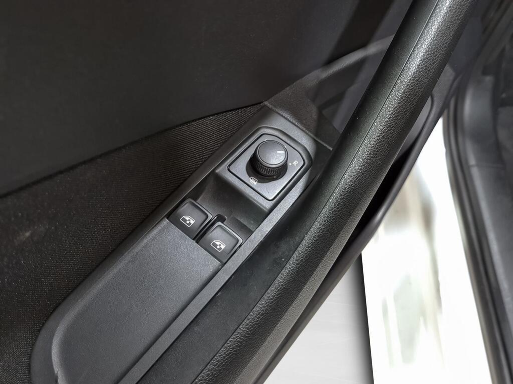 Skoda Kamiq 1.0 TSI 70kW (95CV) Emotion 9