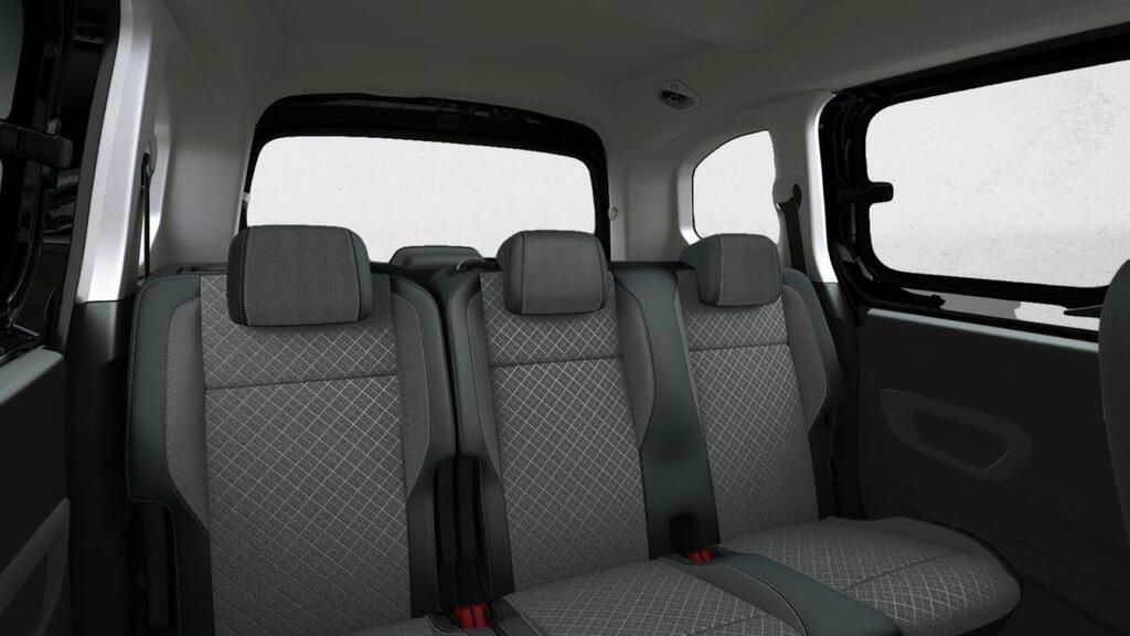 Opel Combo Cargo Combi 1.5 TD 74KW SWB 100 4P 6