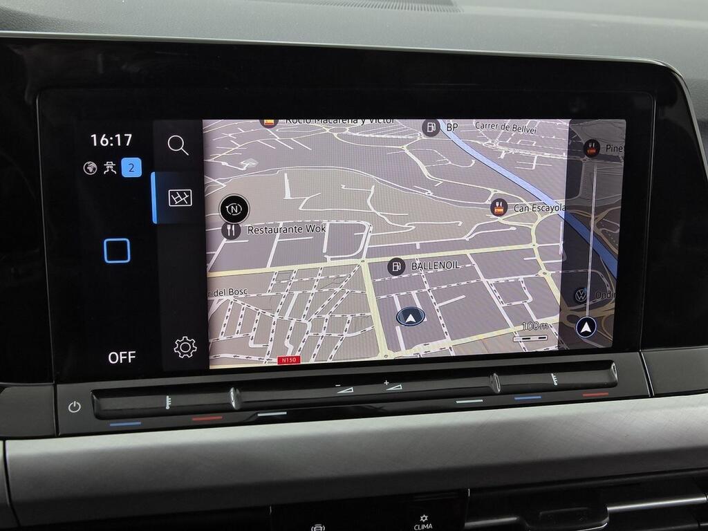 Volkswagen Golf Life 1.0 eTSI 81kW (110CV) DSG Variant 24