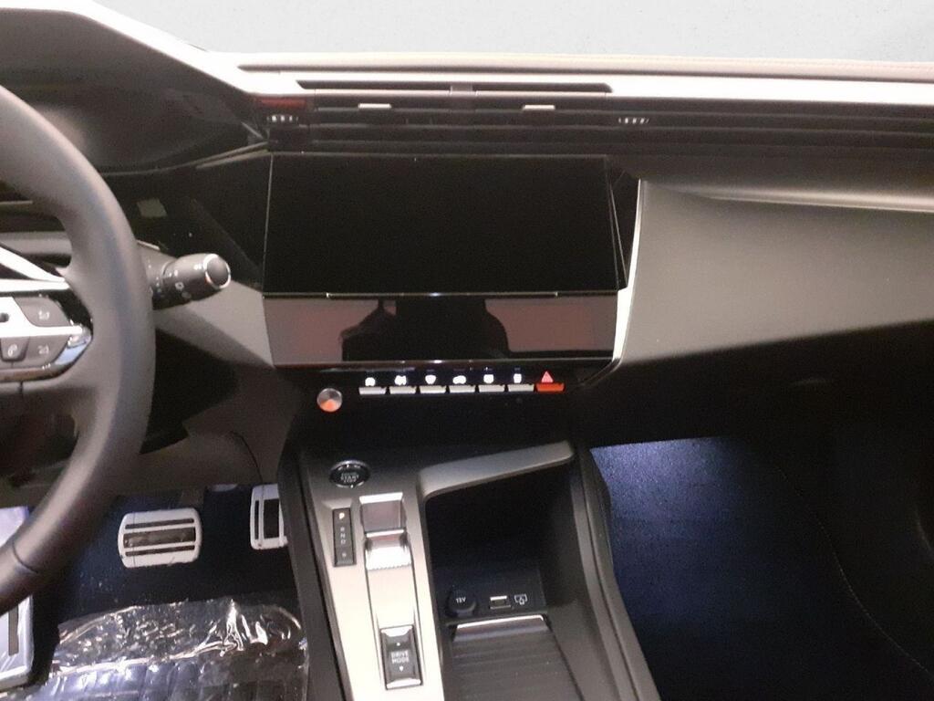 Peugeot 308 FIRST EDITION ELECTRICO BEV 54KWH 156 (115KW) 5P 9