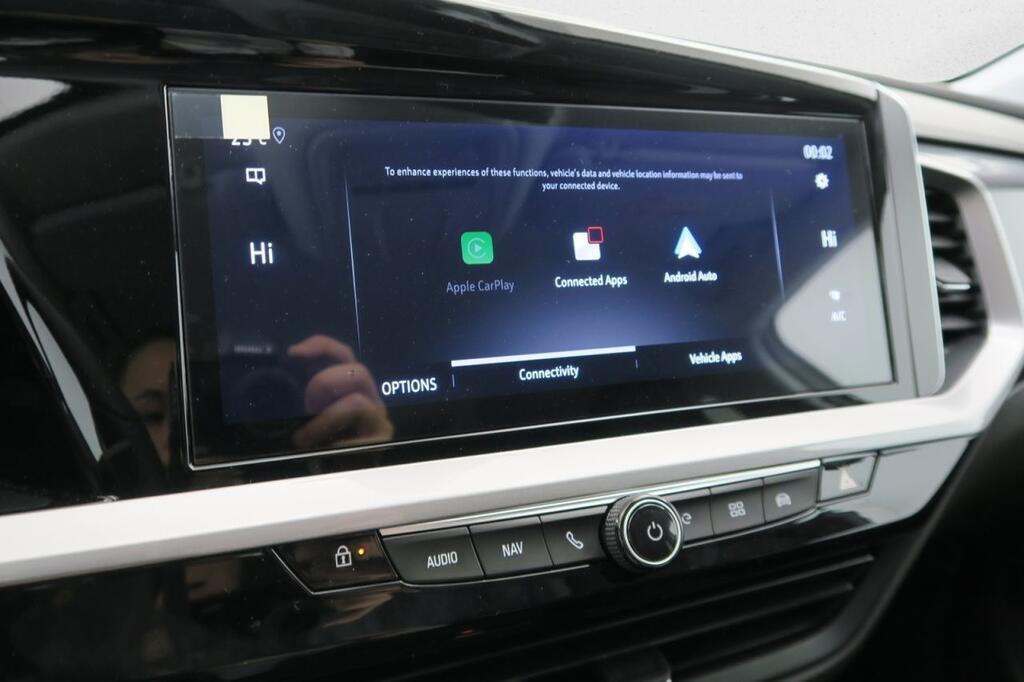 Opel Grandland GS 1.6T Plug-in Hybrid AT8 S/S 4X2 225 C 8