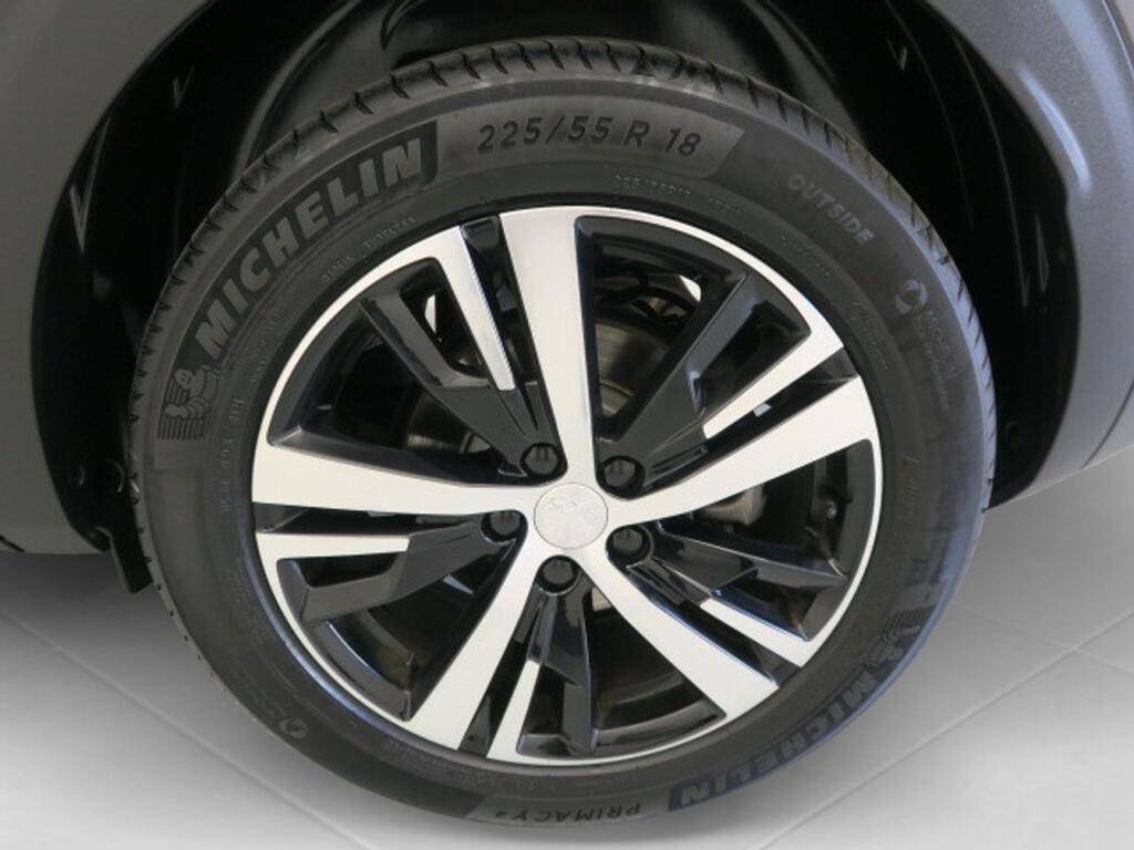 Peugeot 3008 GT 1.2 PURETECH 130 MT6 5P 25