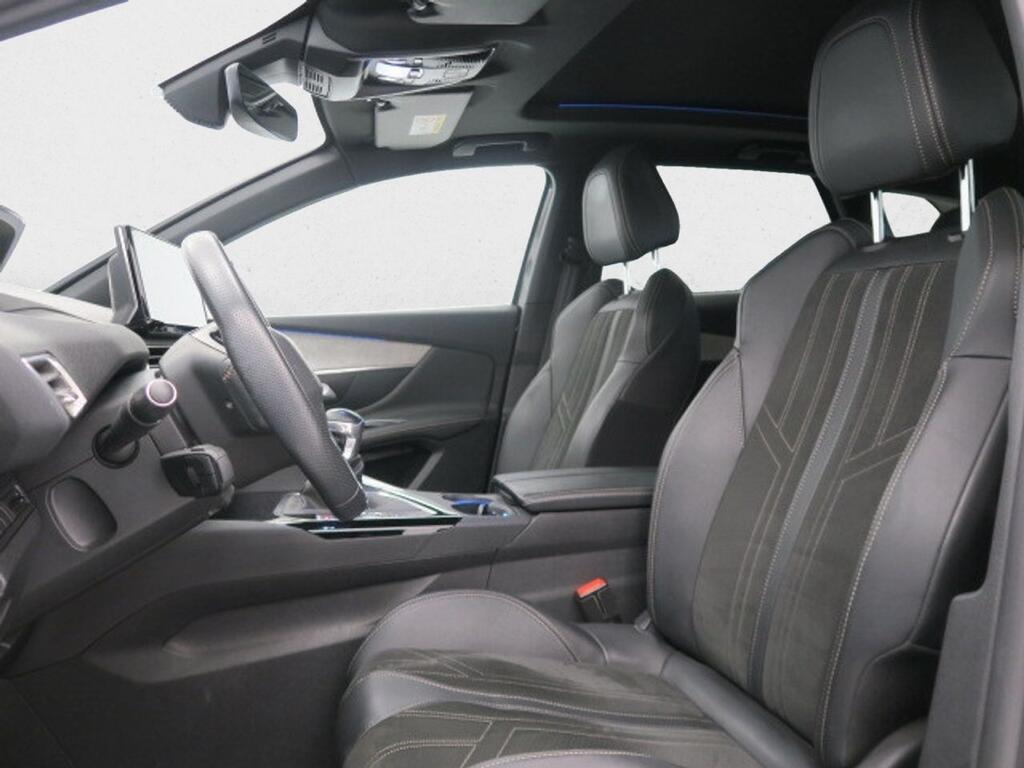 Peugeot 3008 GT 1.2 PURETECH 130 MT6 5P 17