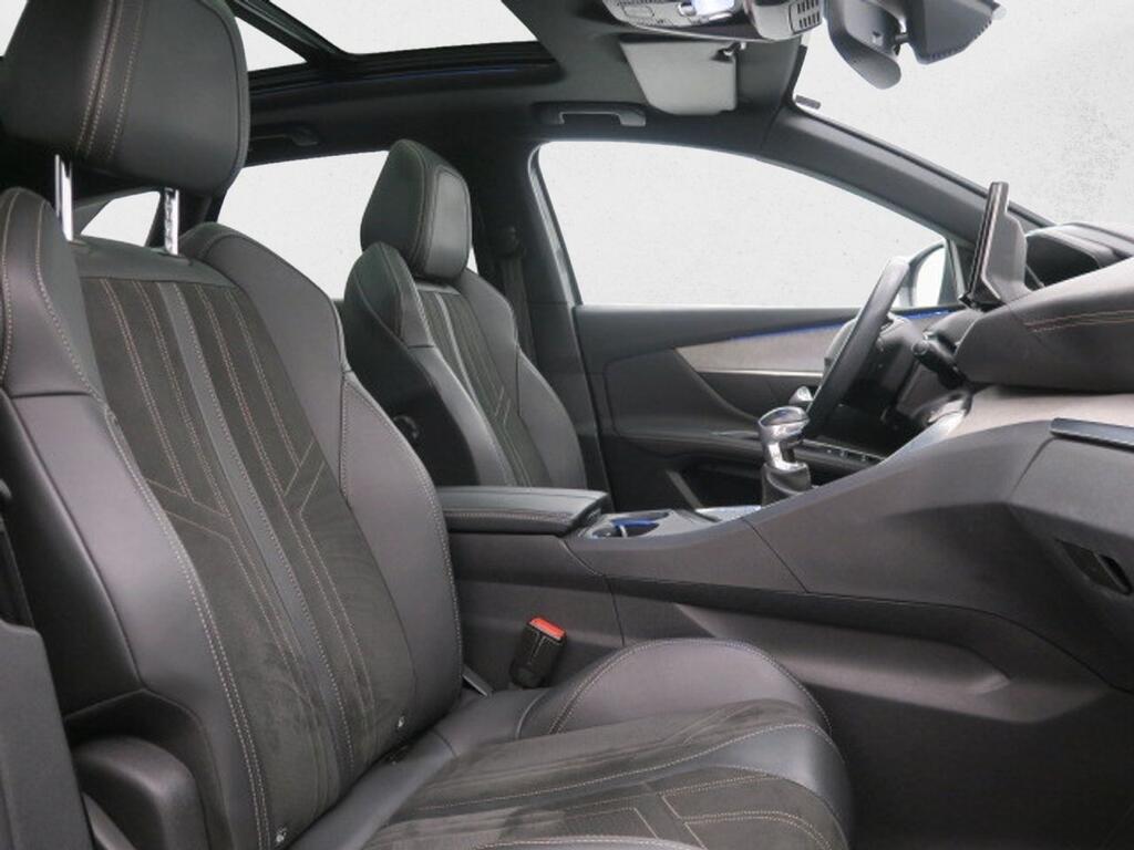 Peugeot 3008 GT 1.2 PURETECH 130 MT6 5P 15