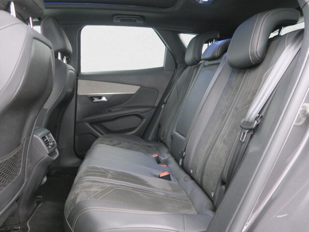 Peugeot 3008 GT 1.2 PURETECH 130 MT6 5P 18