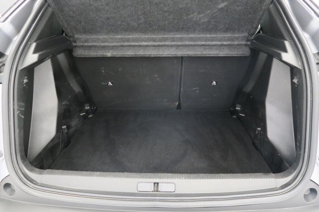 Peugeot 2008 ALLURE 1.2 PURETECH 100CV S&S 6VEL MAN 17