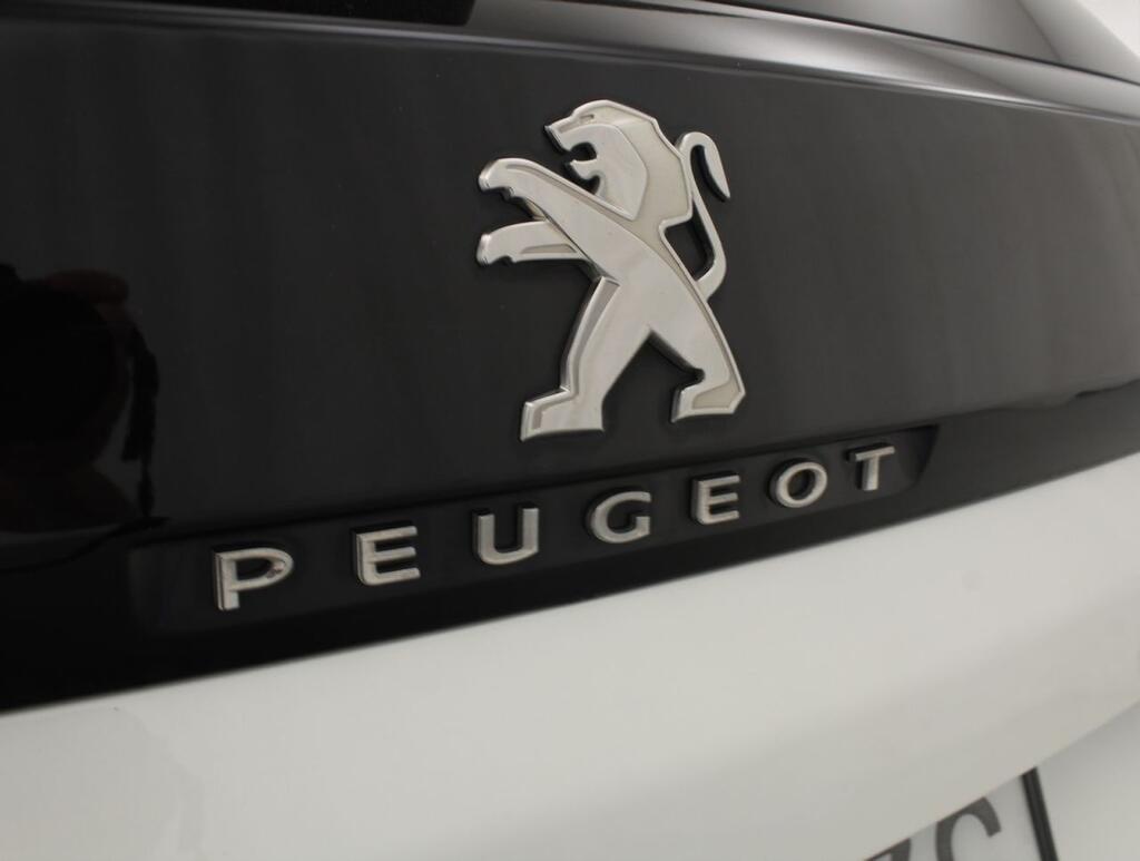 Peugeot 3008 ALLURE 1.2 PURETECH 130 CV S&S 6 VEL MAN 5P 19