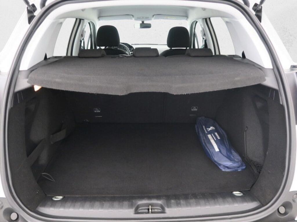 Peugeot 2008 STYLE 1.2 PURETECH 82CV 5P 18