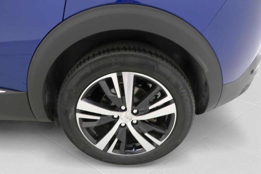 Peugeot 3008 GT LINE 1.2 PURETECH 130CV S&S 6VEL MAN 5P 22