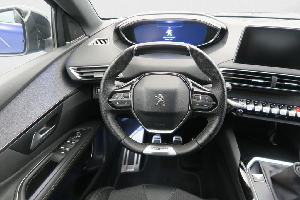 Peugeot 3008 GT LINE 1.2 PURETECH 130CV S&S 6VEL MAN 5P 13