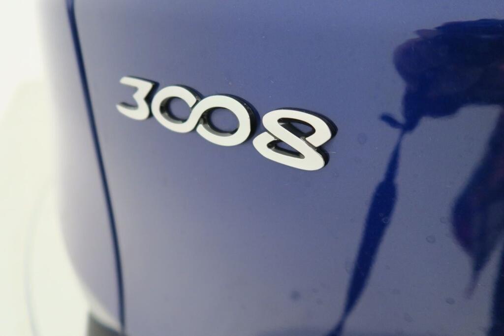 Peugeot 3008 GT LINE 1.2 PURETECH 130CV S&S 6VEL MAN 5P 18