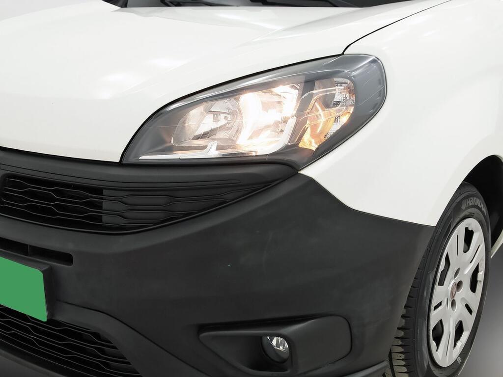 Fiat Doblò 1.6 MJET 90 EUD6 F L1H1 SX 4P 27