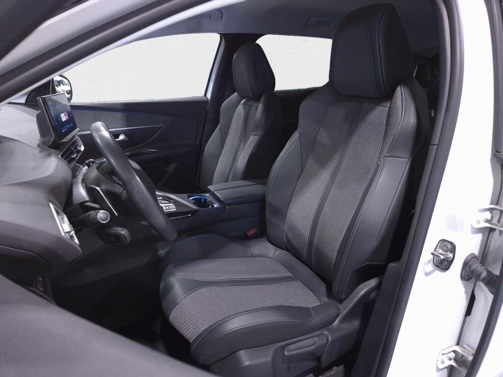 Peugeot 3008 ALLURE PACK 1.6 HYBRID 225 E-EAT8 7