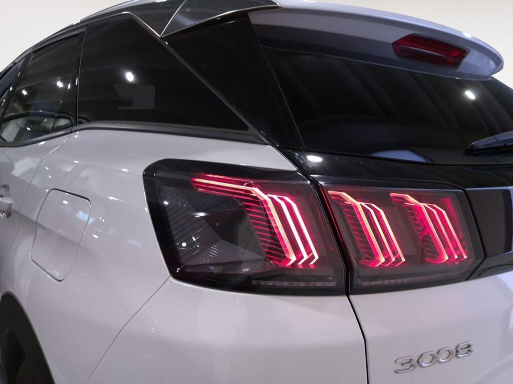 Peugeot 3008 ALLURE PACK 1.6 HYBRID 225 E-EAT8 19