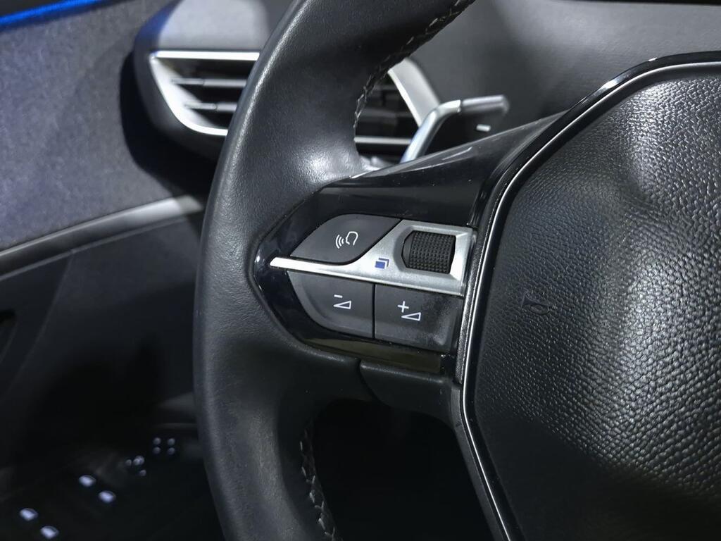 Peugeot 3008 ALLURE PACK 1.6 HYBRID 225 E-EAT8 9