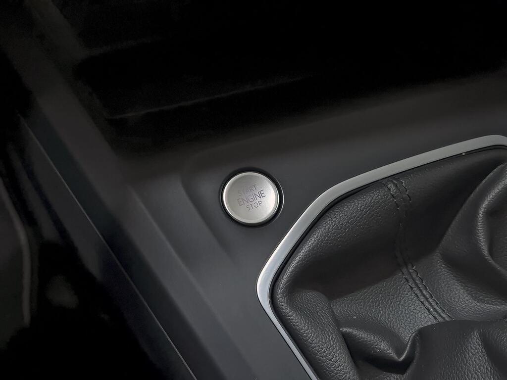 Volkswagen Golf Life 2.0 TDI 110kW (150CV) 26