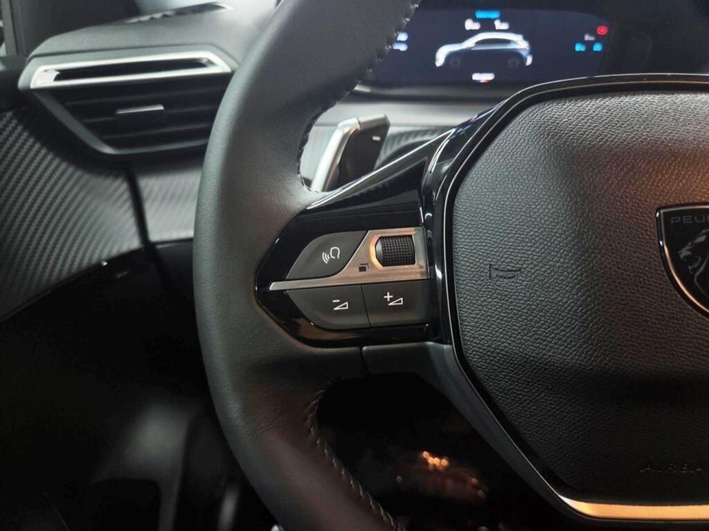 Peugeot 208 Allure HYBRID 110 eDCS6 17