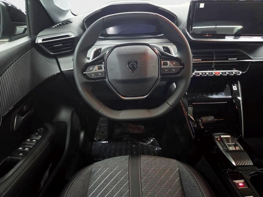 Peugeot 208 Allure HYBRID 110 eDCS6 7