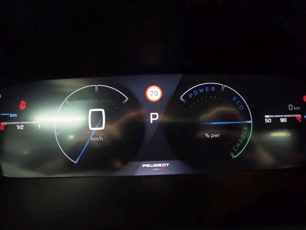 Peugeot 208 Allure HYBRID 110 eDCS6 16