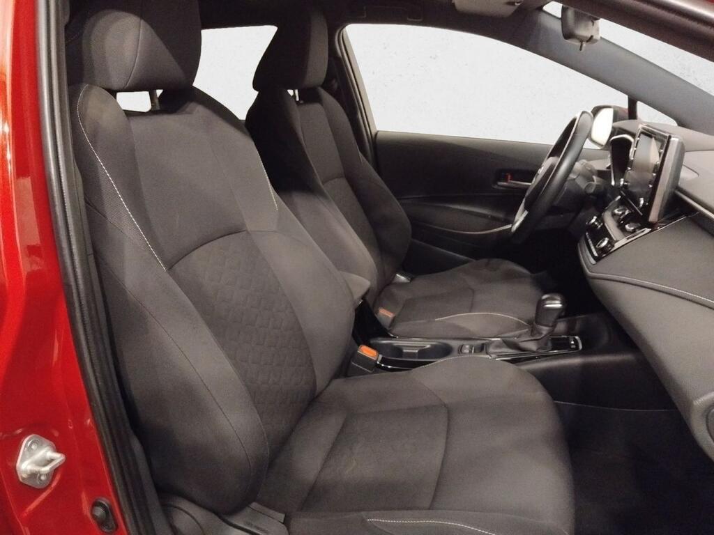 Toyota Corolla 1.8 125H ACTIVE E-CVT TOURING SPORT 11