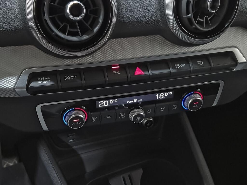 Audi Q2 S line 35 TFSI 110kW (150CV) S tronic 28
