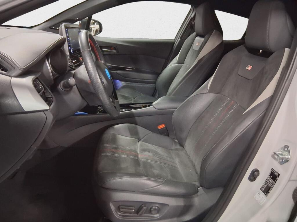 Toyota C-HR 2.0 180H GR Sport 9