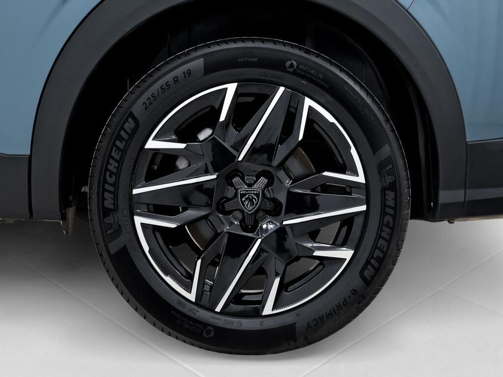 Peugeot 5008 1.2 100KW Allure eDCS6 12