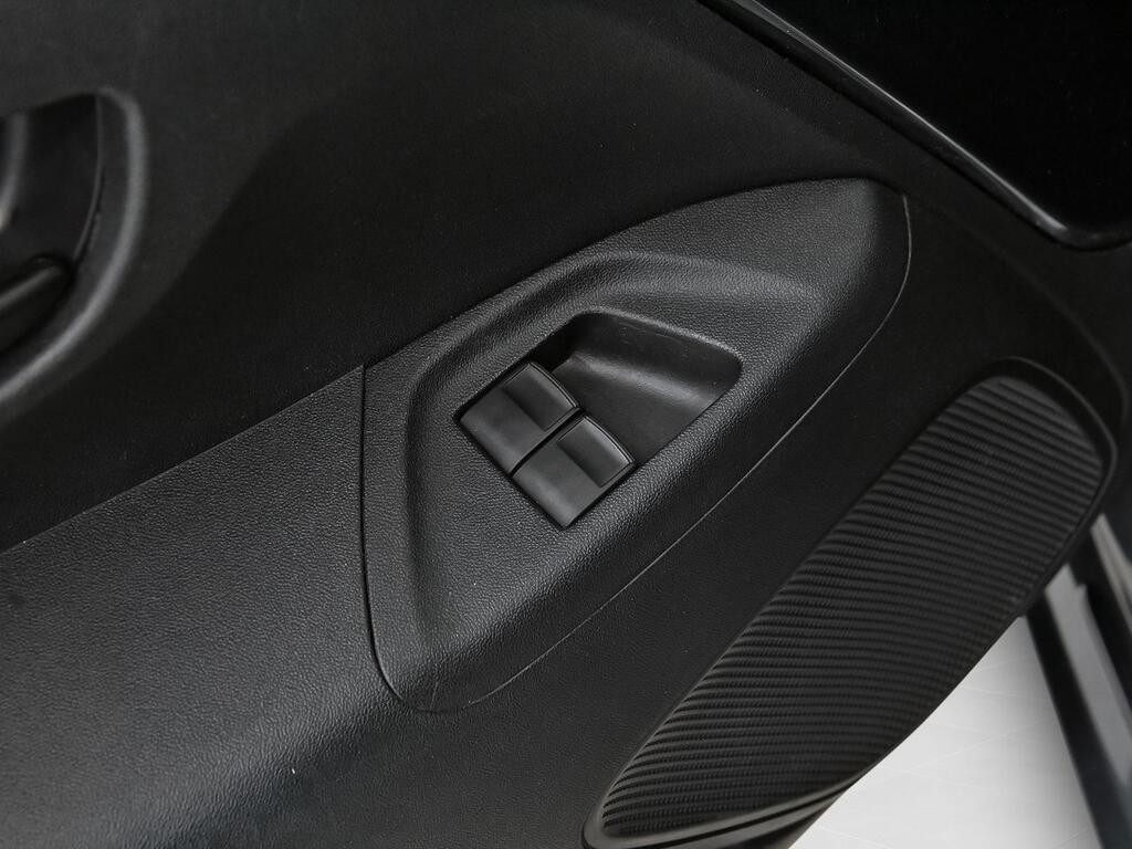 Peugeot 108 Active VTi 52kW (72CV) 13