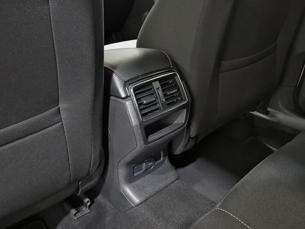 Skoda Karoq 1.5 TSI 110kW (150CV) DSG ACT Selection 33