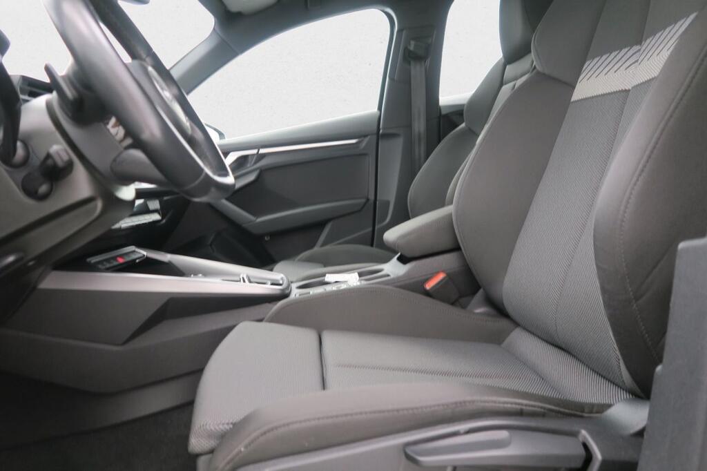 Audi A3 Sportback Genuine 35 TDI 110kW S tronic