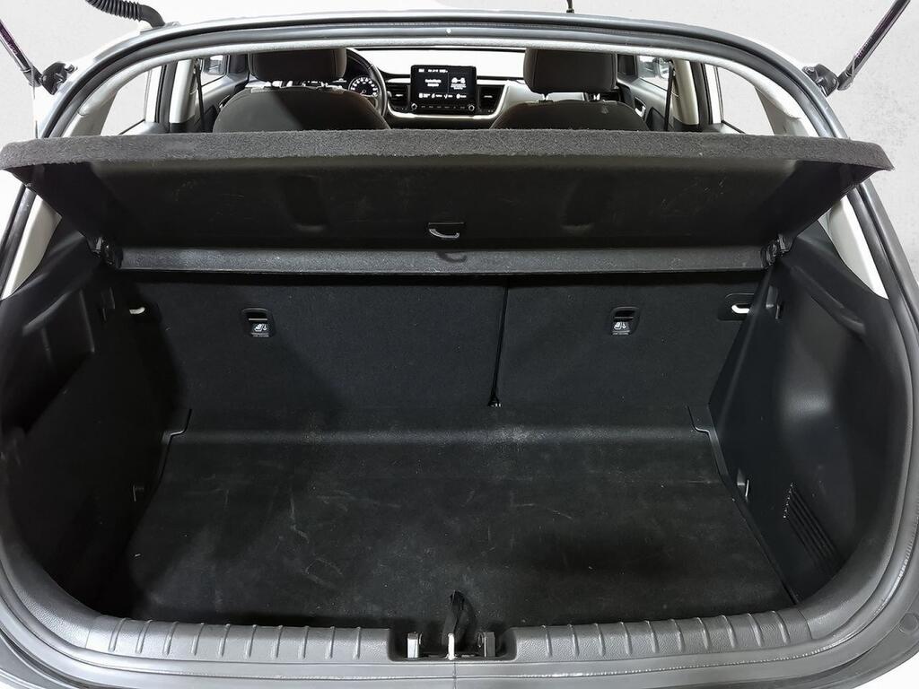 Kia Stonic 1.0 T-GDi 74kW (100CV) MHEV MT Concept 9
