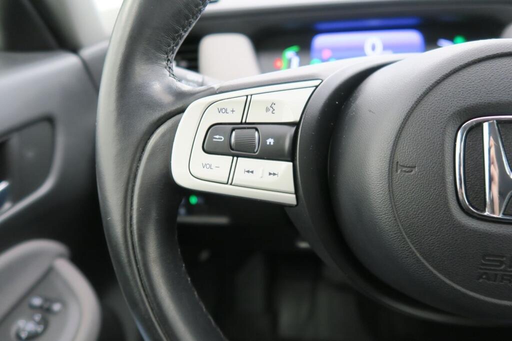 Honda Jazz 1.5 i-MMD CROSSTAR 13