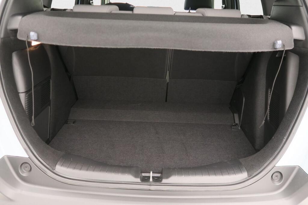 Honda Jazz 1.5 i-MMD CROSSTAR 9