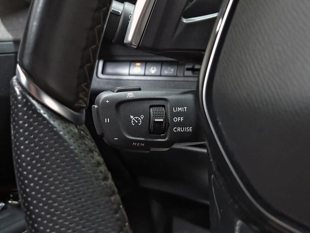 Peugeot 3008 1.2 PureTech 96KW S&S GT EAT8 15