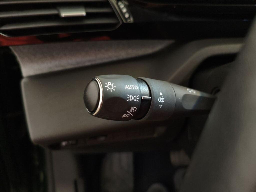 Peugeot 308 5P Allure Pack PureTech 130 S&S EAT8