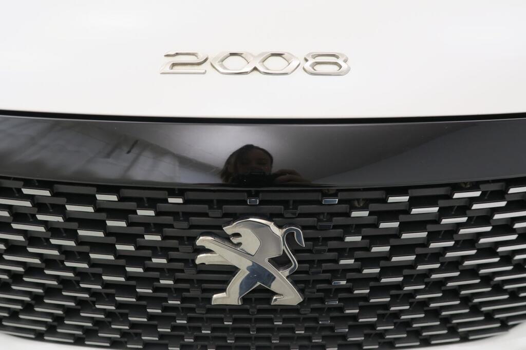 Peugeot 2008 Allure Pack BlueHDI 130 S&S EAT8